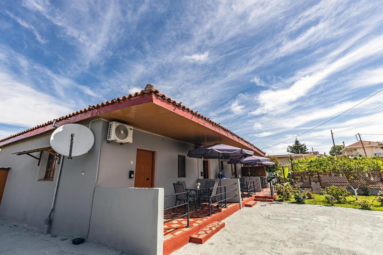 Rose Garden Apartments Mítikasz Kültér fotó