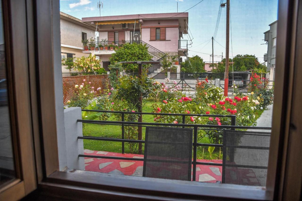 Rose Garden Apartments Mítikasz Kültér fotó