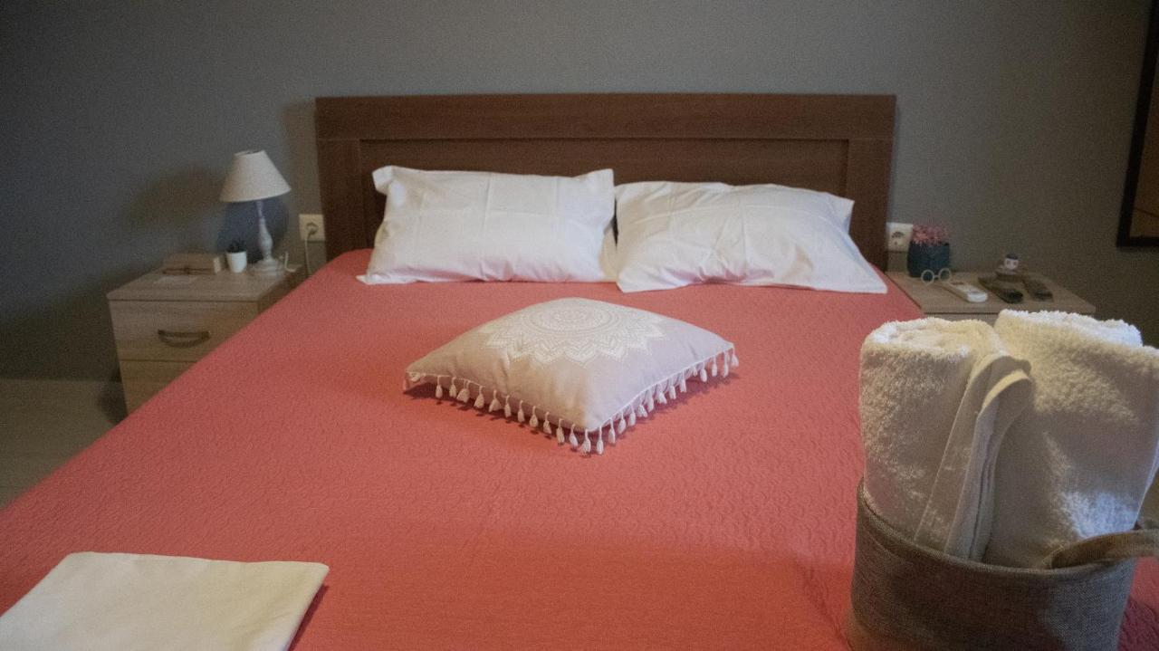 Rose Garden Apartments Mítikasz Kültér fotó